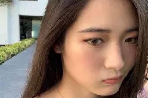 斗鱼女主播忘关摄像头私密画面流出！虚假人设彻底翻车