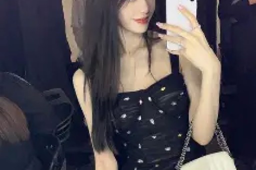 结婚几十年零绯闻看清何冰妻子是谁后才懂他为何不敢乱来